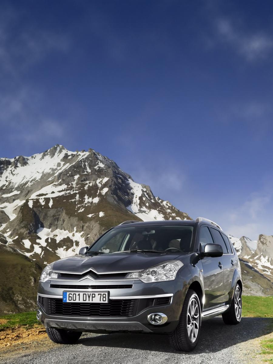  Citroen C-Crosser 2008 года  (фото 90 из 144)